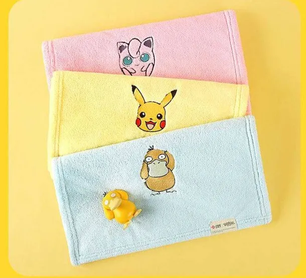 Bade Handtucher Mit Pokemon Pikachu U. A. Motiven