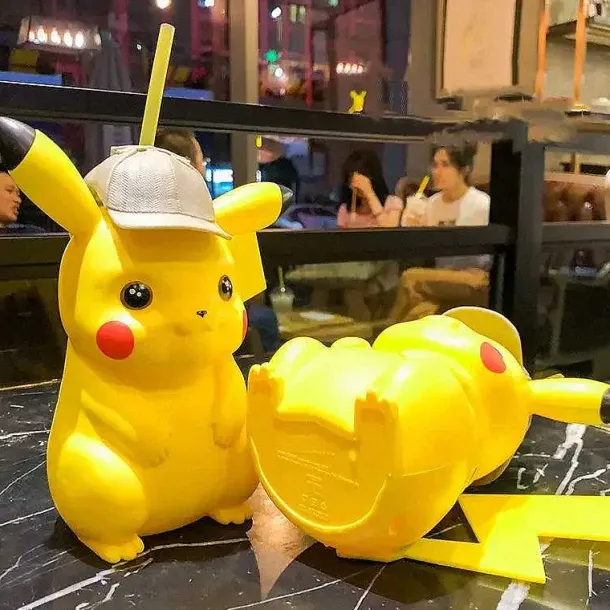 Detektiv Pikachu Trinkflasche (650Ml)