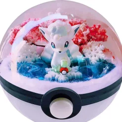 Groser Pokeball Mit Pokemon Figur
