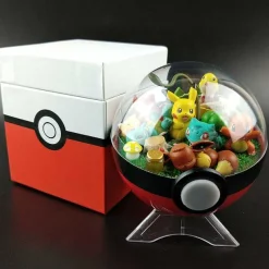 Groser Pokeball Mit Pokemon Figur