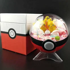 Groser Pokeball Mit Pokemon Figur