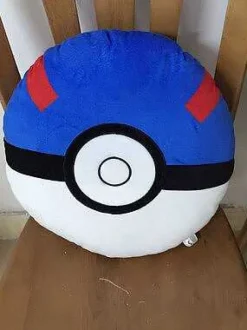 Groses Plusch Pokeball Kissen Ca. 40X40Cm