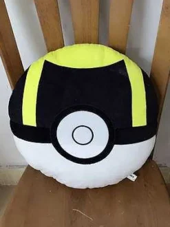 Groses Plusch Pokeball Kissen Ca. 40X40Cm