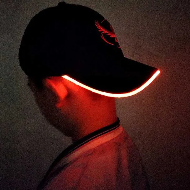 Led Pokemon Go Cap - Leuchtet Im Dunkeln!