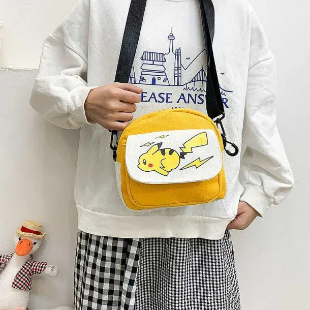 Pikachu Umhangetasche In Verschiedenen Farben