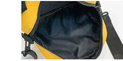 Pikachu Umhangetasche In Verschiedenen Farben