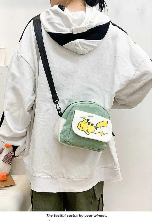 Pikachu Umhangetasche In Verschiedenen Farben