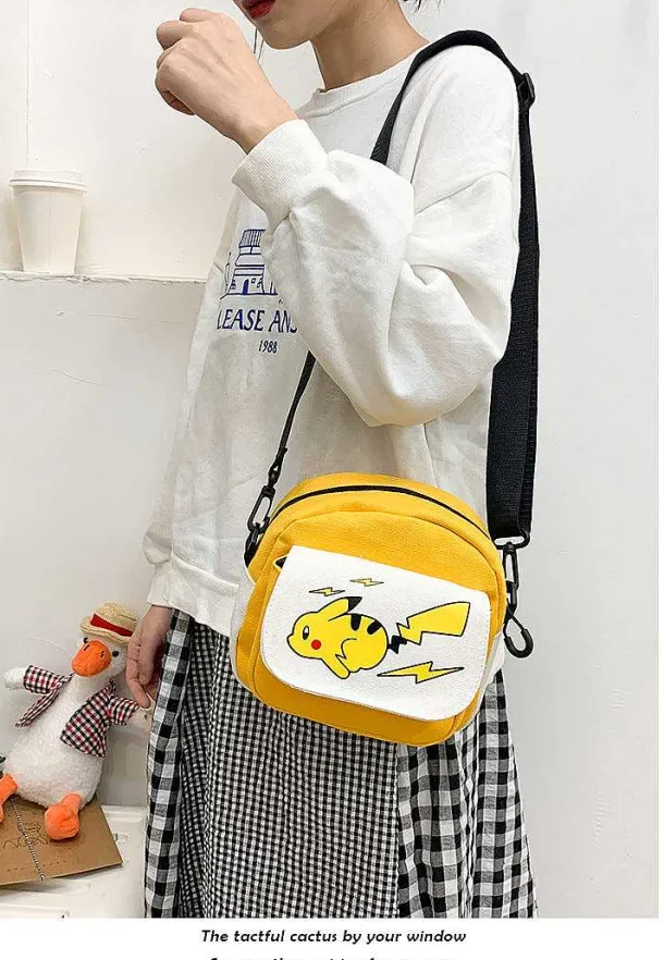 Pikachu Umhangetasche In Verschiedenen Farben