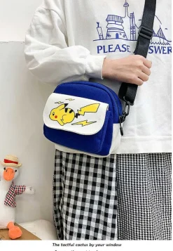 Pikachu Umhangetasche In Verschiedenen Farben