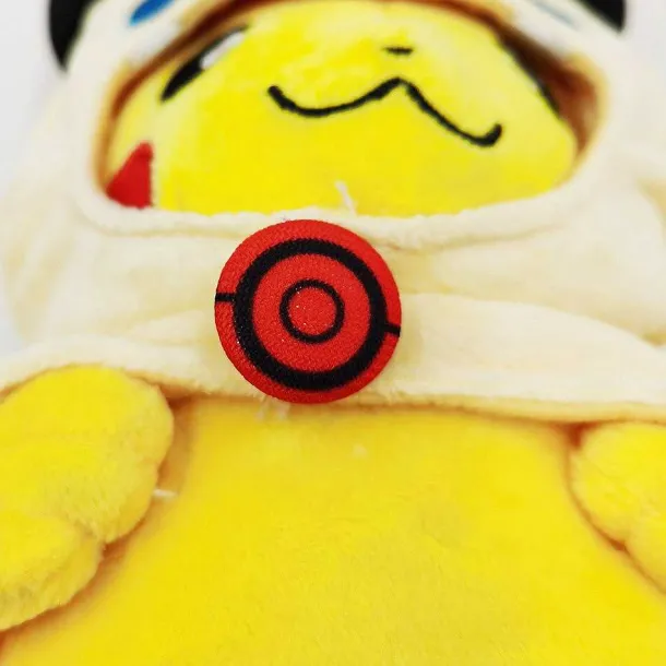 Pluschfigur Pokemon Pikachu Verkleidet Als Victini, Ca. 20 Cm
