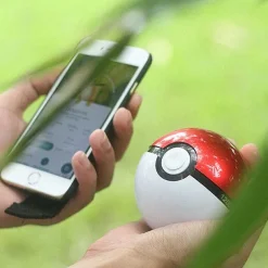 Pokeball 10000Mah Powerbank (Dual Usb, 5V/2.1A)