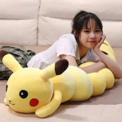 Riesiger Pikachu Kuschelwurm Stofftier