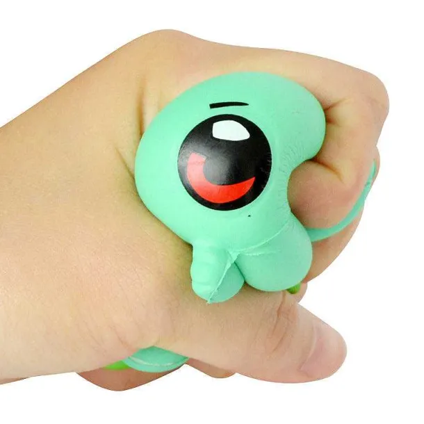 Squirtle Schiggy Squeeze Squezie Knautsch Pokemon
