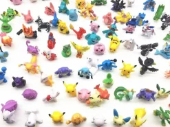 24 Stk. Pokemon Pocket Monster Pokeball Figuren