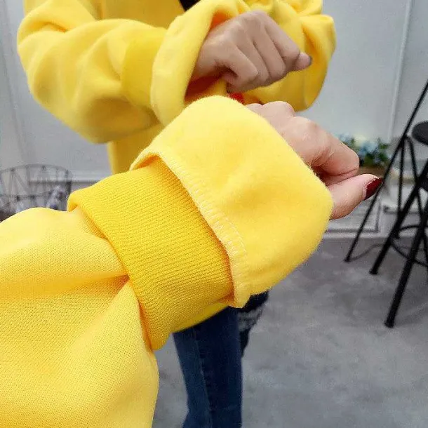 Stylisher Pokemon Pikachu Sweater Uberlange