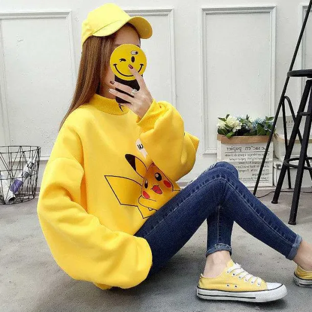 Stylisher Pokemon Pikachu Sweater Uberlange